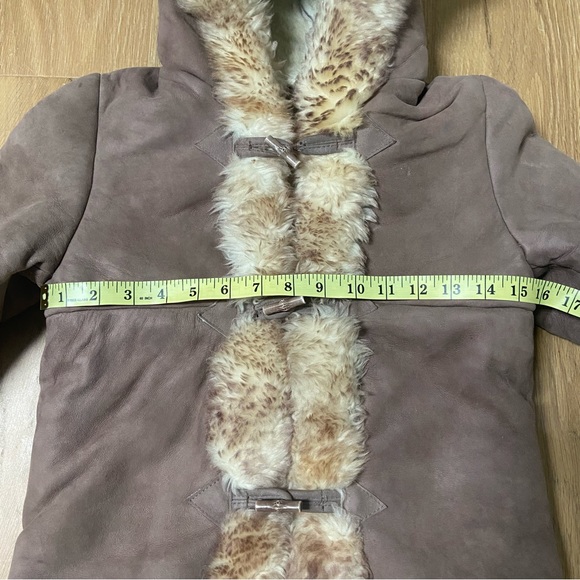 Girls Shearling Coat - Picture 10 of 11
